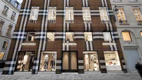 burberry chez brunet|The new Burberry store in Paris .